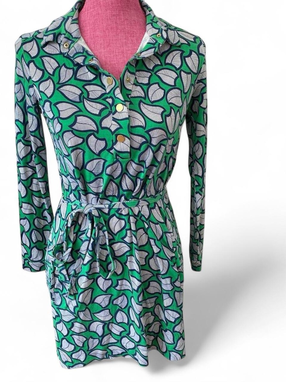 Green Leaf-Print Long-Sleeve Shirt Dress